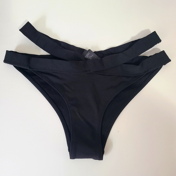 H&M Maillots De Bain Low Rise Cheeky Bikini Bottoms - Women's US 4 - Picture 3 of 5